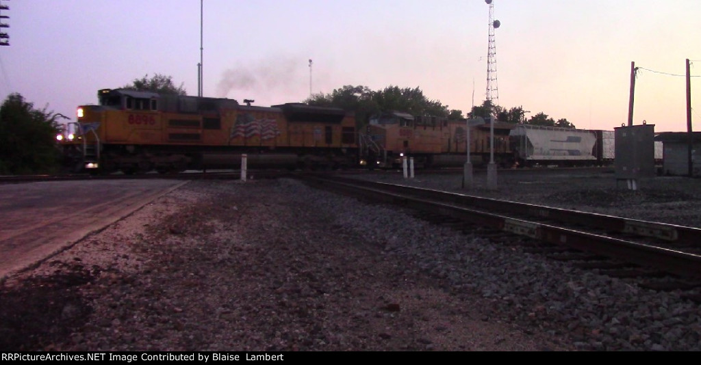 CSX mixed freight